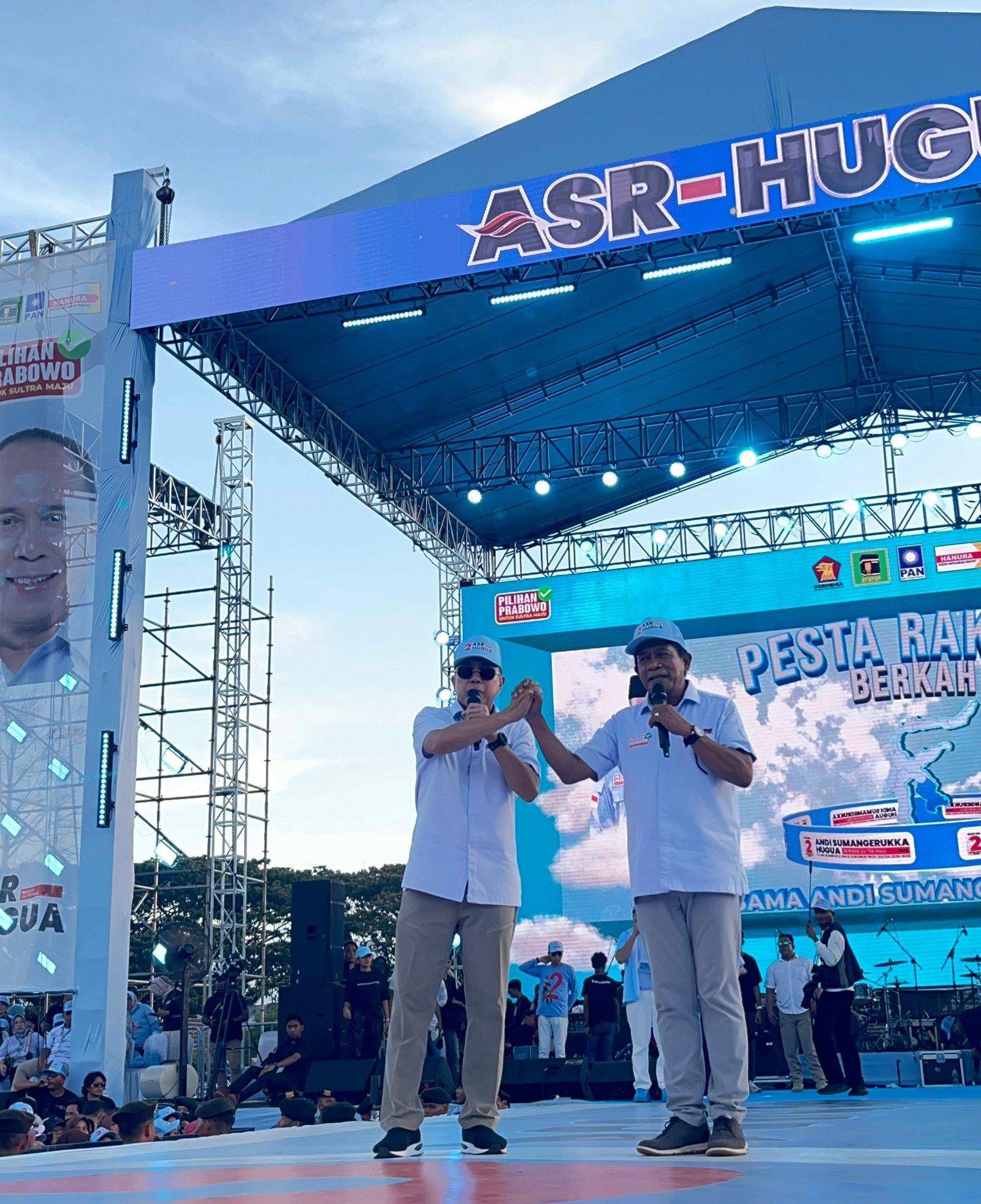 Pasangan Calon gubernur Nomor Urut 2, ASR-Hugua Gelar Kampanye Akbar di Lapangan Benu-Benua Kendari